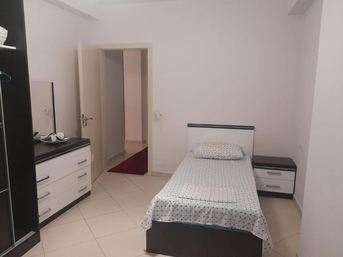 Alpha City Center Apartment Shkoder Bagian luar foto
