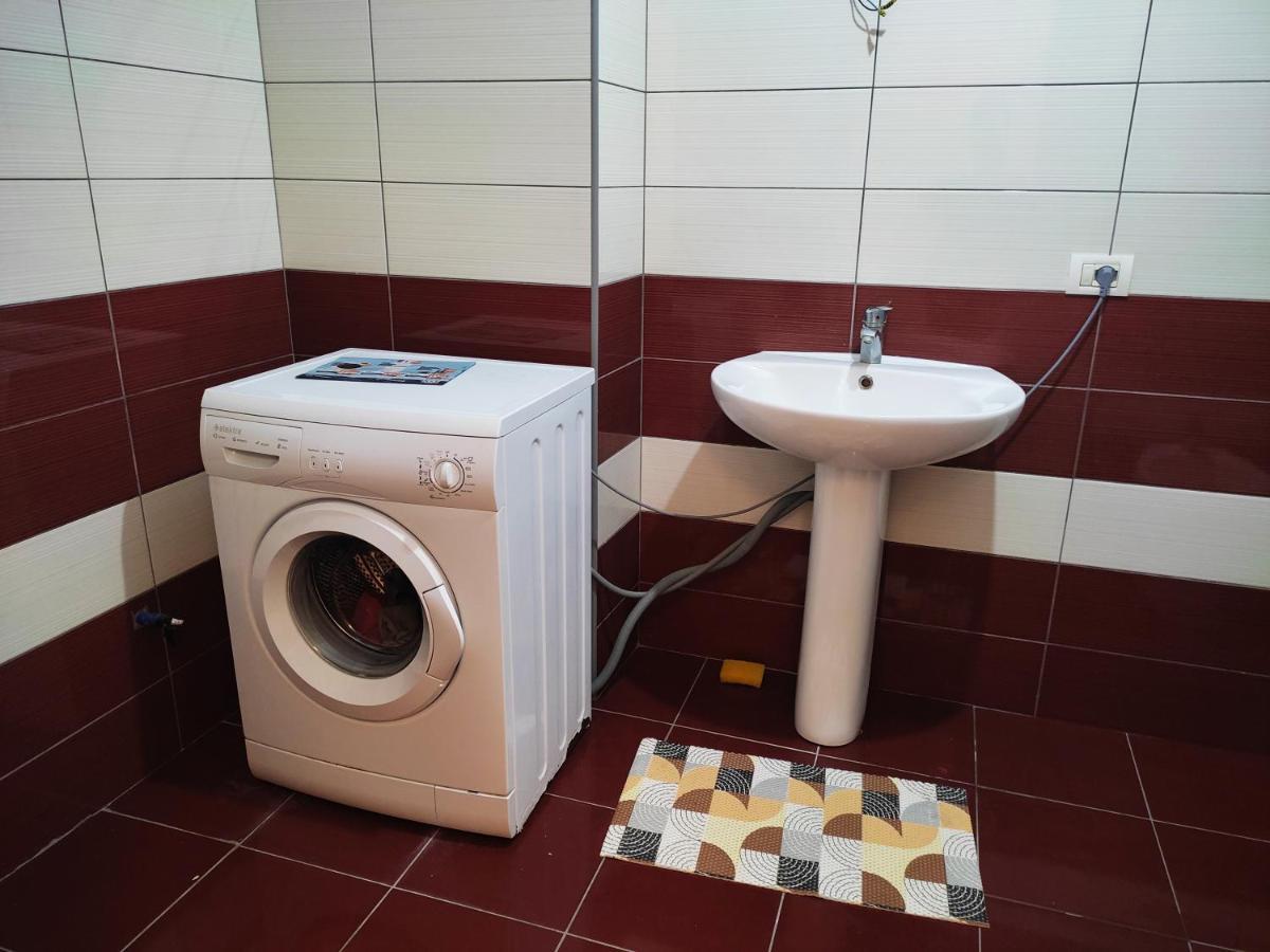 Alpha City Center Apartment Shkoder Bagian luar foto